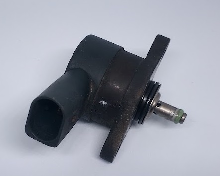 Jeep Grand Cherokee II 2.7CRD üzemanyag nyomásszabályzó Bosch bontott 1db raktáron